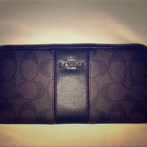 Coach zipper wallet